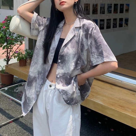 Marble short sleeve button-up - Picture 1 of 5